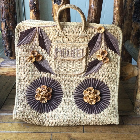Vintage Handbags - Vintage Straw Bag Mexico